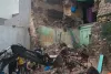 गुजरात : द्वारका में सवा सौ साल पुराना मकान गिरा, 3 की मौत
