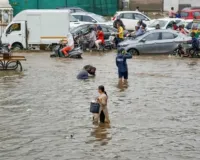 अहमदाबाद : डेढ़ घंटे में सवा इंच बारिश, कई इलाकों में जलभराव