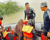 अहमदाबाद : गुजरात के बाढ़​ ग्रस्त शहरों में तीनों सेनाओं ​का राहत अभियान ​तेज