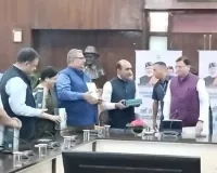 देहरादून : यूसीसी नियमावली का ड्राफ्ट समिति ने मुख्यमंत्री को सौंपा, जल्द होगा उत्तराखंड में लागू