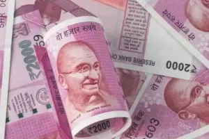 मुंबई : आरबीआई ने कहा- 2000 के 97.96 फीसदी नोट बैंकों में आए वापस